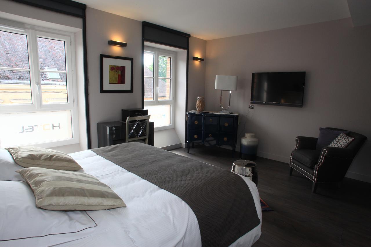 Logis Hotel-Restaurant Le Relais D'Aligre Châteauneuf-en-Thymerais Екстериор снимка